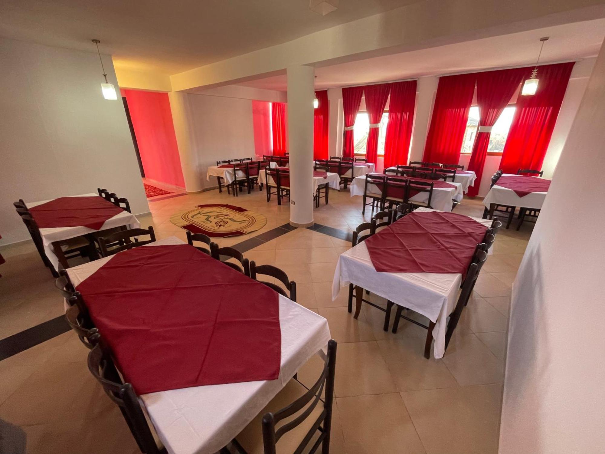 Hotel Bar Restaurant Mete Peshkepi Экстерьер фото