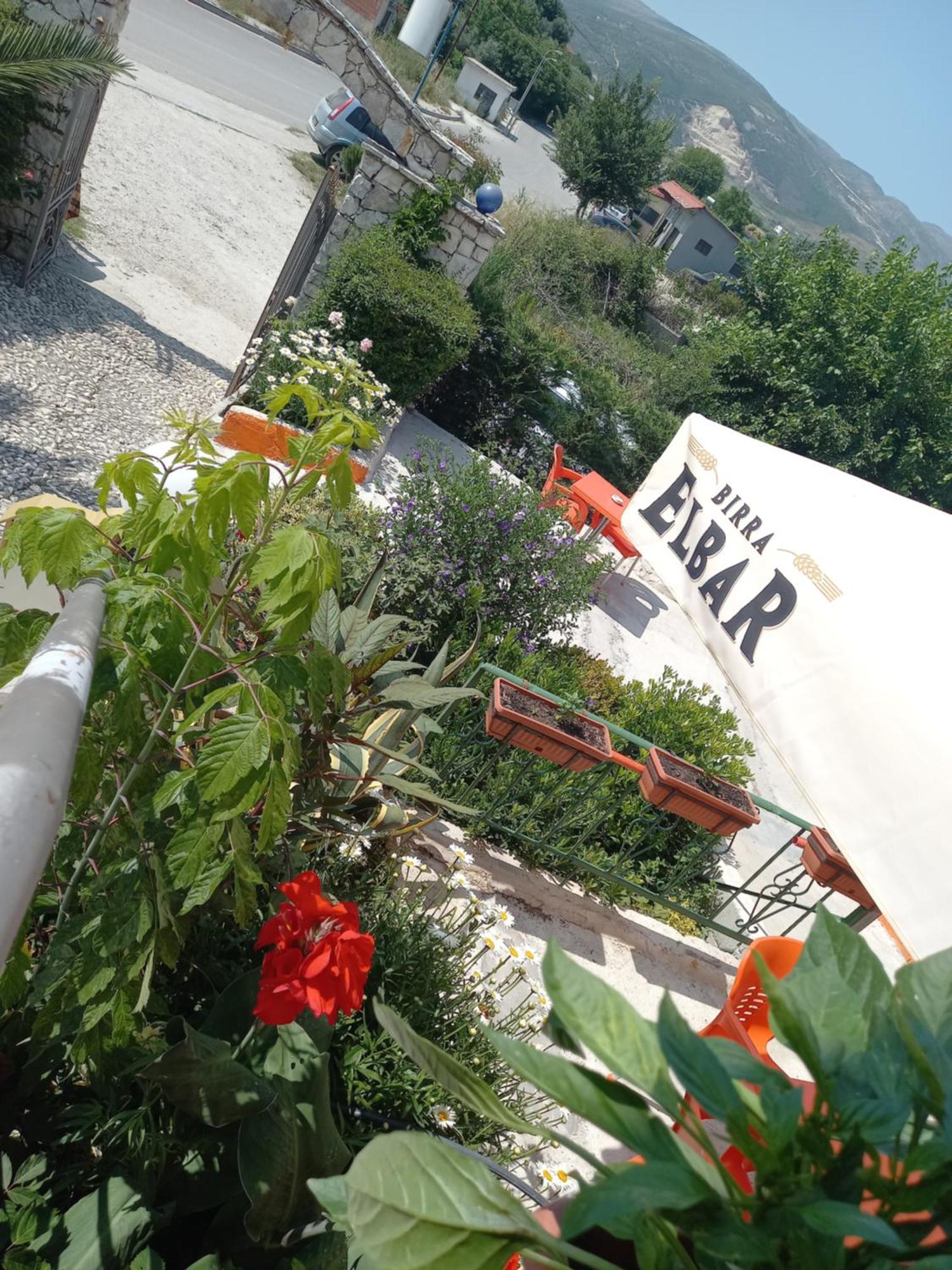 Hotel Bar Restaurant Mete Peshkepi Экстерьер фото